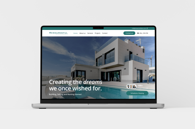 02 Free Minimal Macbook Pro Mockup-min